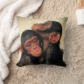 最も可愛い赤ん坊の動物 | Chimpanzee Hug クッション (ブランケット)