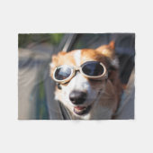 最も可愛い赤ん坊の動物 | Corgi Goggles in the Car フリースブランケット (正面(横))