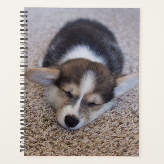 最も可愛い赤ん坊の動物 | Corgi Puppy on Shag Rug プランナー手帳 (正面)