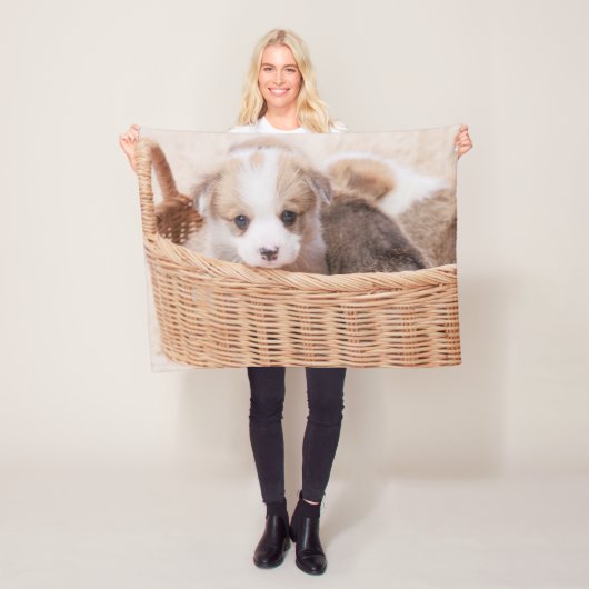 最も可愛い赤ん坊の動物 | Corgi Tiny Puppy フリースブランケット (インサイチュ)