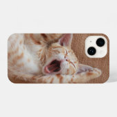 最も可愛い赤ん坊の動物 | Ginger Kittenあくびをする iPhoneケース (裏面横)