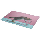 最も可愛い赤ん坊の動物 | Kitten Looking at魚鉢 カッティングボード (角)
