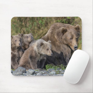 最も可愛い赤ん坊の動物 Kodiak Mama Bear & Cubs Kodiak Mama マウスパッド