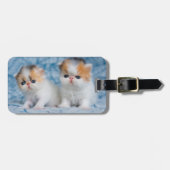 最も可愛い赤ん坊の動物 | Persian Calico Kitten ラゲッジタグ (正面横)