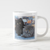 最も可愛い赤ん坊の動物 | Persian Kittens on Blanケット ジャンボコーヒーマグカップ (右)