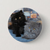 最も可愛い赤ん坊の動物 | Persian Kittens on Blanケット 缶バッジ (正面)