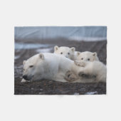 最も可愛い赤ん坊の動物 | Polar Bear Family Alaska フリースブランケット (正面(横))