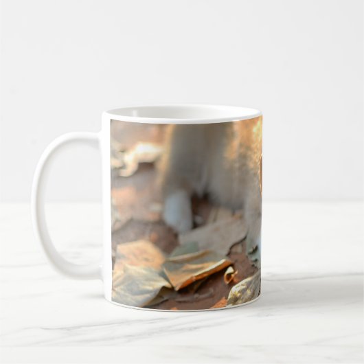 最も可愛い赤ん坊の動物 | Shy Corgi コーヒーマグカップ (左)