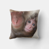 最も可愛い赤ん坊の動物 | Snow Monkey クッション (裏面)