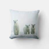 最も可愛い赤ん坊の動物 | Three Young Polar Bears クッション (正面)