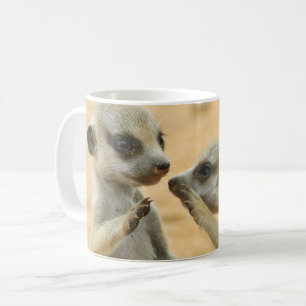 最も可愛い赤ん坊の動物 Two Young Meerkats コーヒーマグカップ