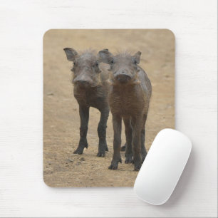 最も可愛い赤ん坊の動物 Two Young Warthogs マウスパッド
