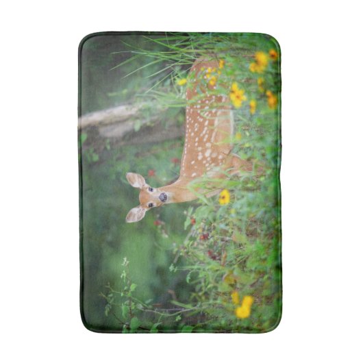 最も可愛い赤ん坊の動物 | White Tail Deer in Deerデイジー バスマット (正面縦)