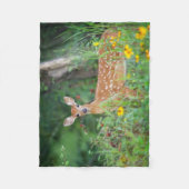 最も可愛い赤ん坊の動物 | White Tail Deer in Deerデイジー フリースブランケット (正面)