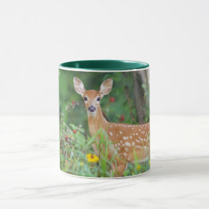 最も可愛い赤ん坊の動物 White Tail Deer in Deerデイジー マグカップ