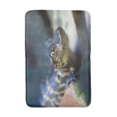 最も可愛い赤ん坊の動物 | Young Aligator バスマット (正面縦)