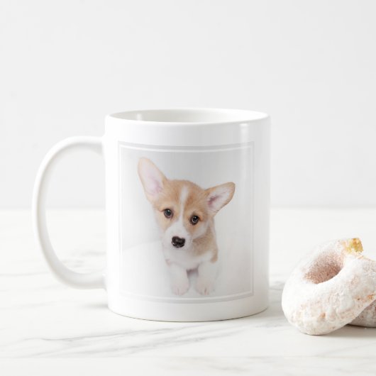 最も可愛い赤ん坊の動物 | Young Corgi Puppy コーヒーマグカップ (ドーナツ)