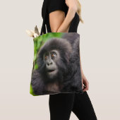 最も可愛い赤ん坊の動物 | Young Mountain Gorilla トートバッグ (クローズアップ)