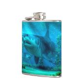 最も大きい鮫 フラスク (左)