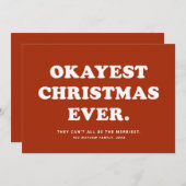 最も普通なクリスマス ever 面白い赤いホリデーカード シーズンカード (正面/裏面)