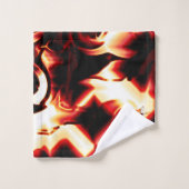 最も暗い赤い背景に彫られた焚き火 バスタオルセット (ウォッシュタオル)