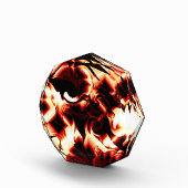 最も暗い赤い背景に彫られた焚き火 フォトブロック (右)