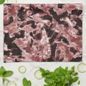 最も暗い赤の上に浮いている銅または岩のブレード キッチンタオル (折り畳み)