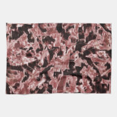 最も暗い赤の上に浮いている銅または岩のブレード キッチンタオル (横)
