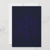最も楽しいクリスマスの雪の結晶 ネイビーブルーのパーティー 招待状 (裏面)