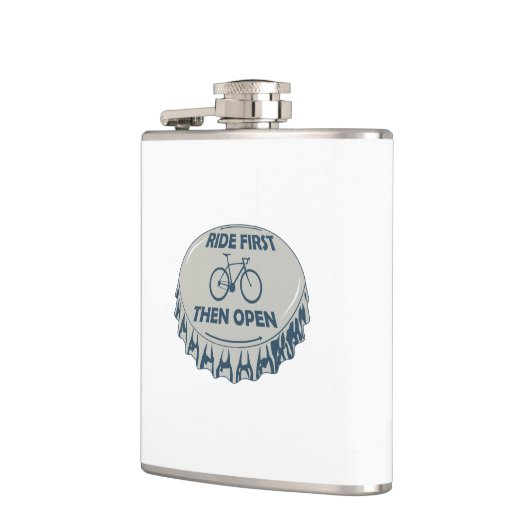 最初に乗って開く フラスク (左)