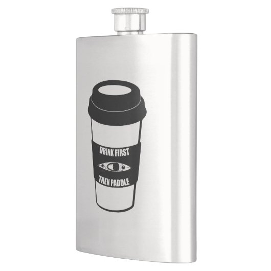 最初に飲み、次にパドル フラスク (左)