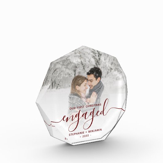 最初のクリスマス 婚約記念 フォト ブロック ワインレッド スクリプト (左)