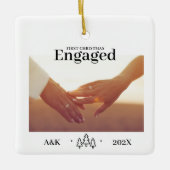 最初のクリスマス　婚約　カスタム写真　2026 セラミックオーナメント (正面)