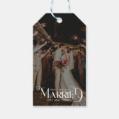 最初のクリスマス 結婚 ミニマル タイポグラフィ フォト ギフトタグ (正面)