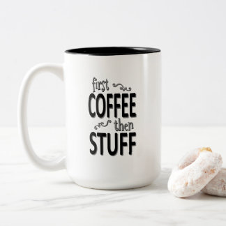 最初のコーヒーと物 ツートーンマグカップ
