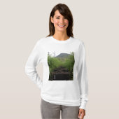 最初のステップ招待状はココククレーターをハイカー Tシャツ (正面フル)