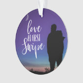 最初のスワイプのオンラインデートすることメモリクリスマス オーナメント (正面)