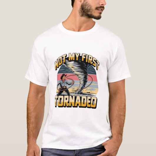 最初のトルネードTシャツではない Tシャツ (正面)