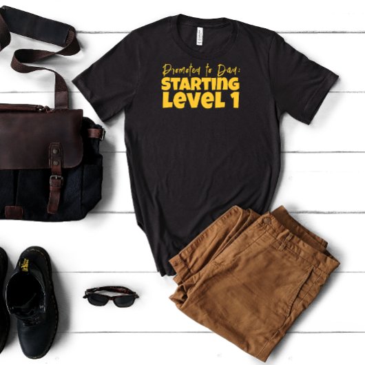 最初のパパの日の黄色の文字のユーモア Tシャツ