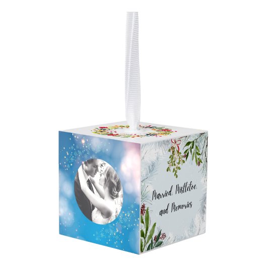 最初のパーソナライズされたクリ結婚したスマス装飾 キューブオーナメント (裏面アングル)