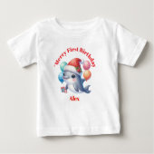 最初のメリー誕生日クリスマスベビーギフト ベビーTシャツ (正面)