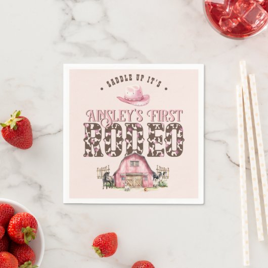 最初のロデオかわいいピンクパーソナライズされた色の誕生日 スタンダードカクテルナプキン (インサイチュ)