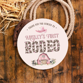 最初のロデオかわいいピンクパーソナライズされた色の誕生日 ラウンドシール