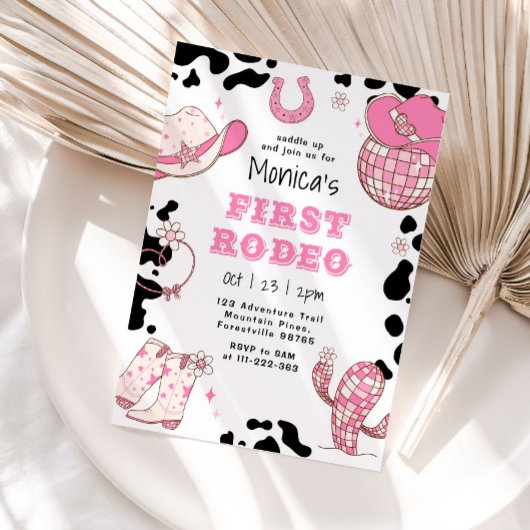 最初のロデオ1歳の誕生日ピンクの女の子の誕生日 招待状