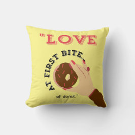 最初の一口を愛する クッション