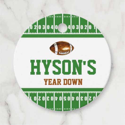 最初の年を下回る | サッカーの最初の誕生日パーティー フェイバータグ (正面)