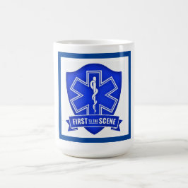 最初の応答者 コーヒーマグカップ