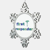 最初の応答者 スノーフレークピューターオーナメント (右)