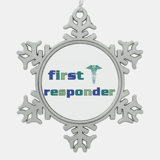最初の応答者 スノーフレークピューターオーナメント (正面)