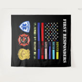 最初の応答者 タペストリー (正面(横))